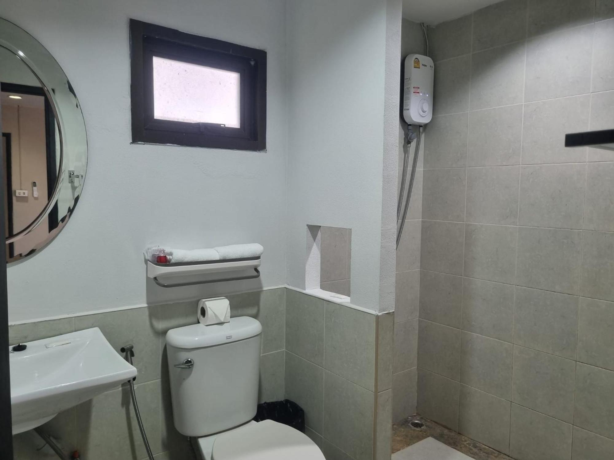 New Breakers Hotel Rawai المظهر الخارجي الصورة