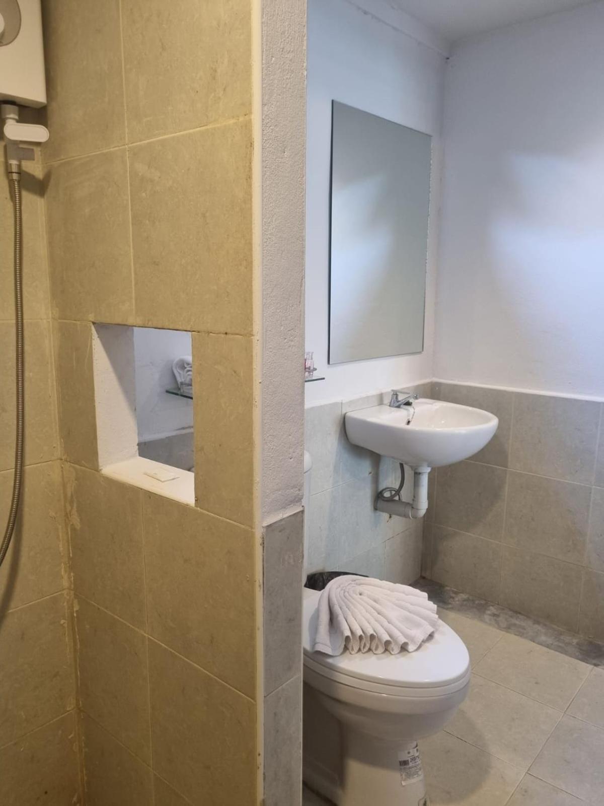 New Breakers Hotel Rawai المظهر الخارجي الصورة
